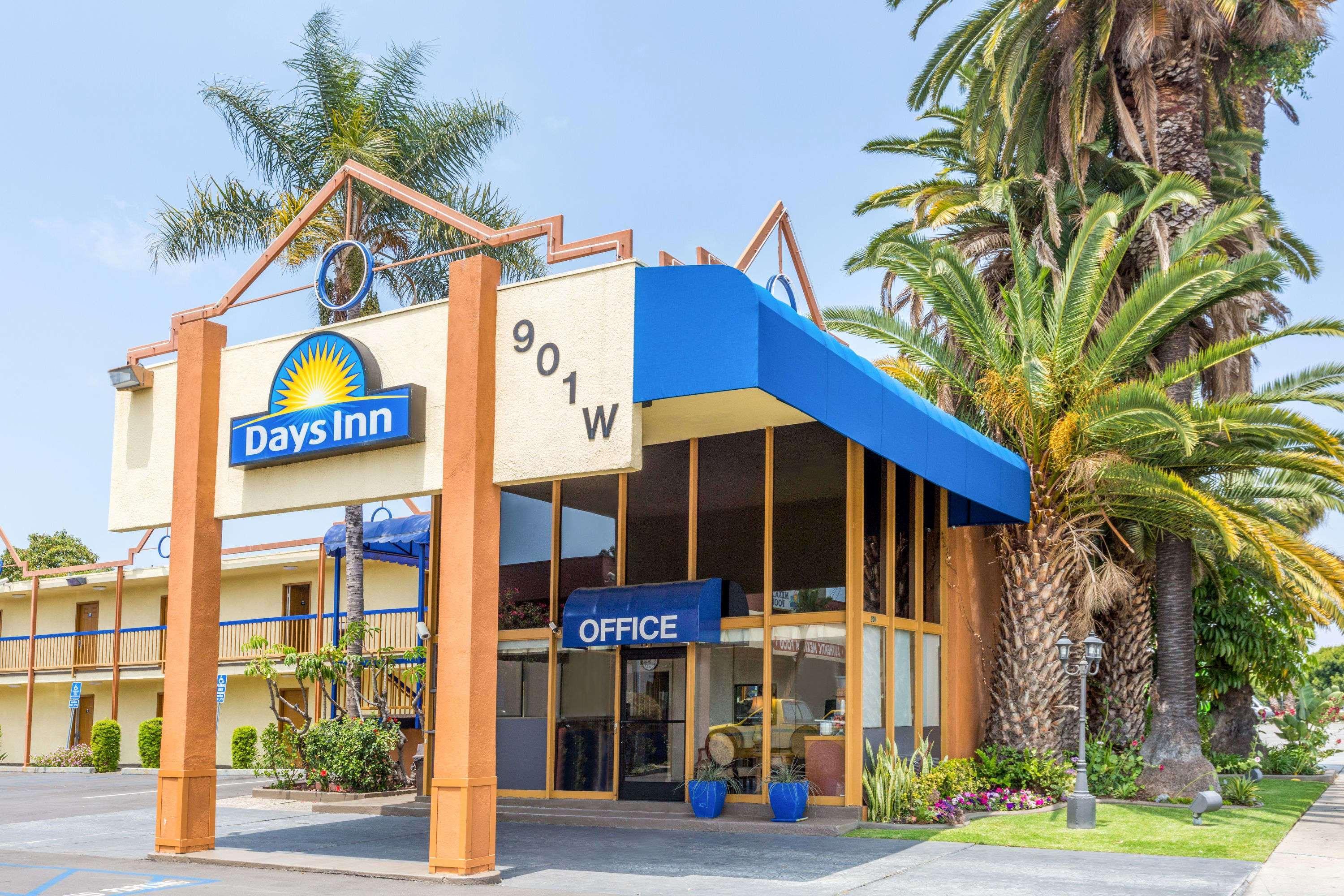Days Inn By Wyndham Los Angeles Lax/Venicebch/Marina Delray Inglewood Bagian luar foto